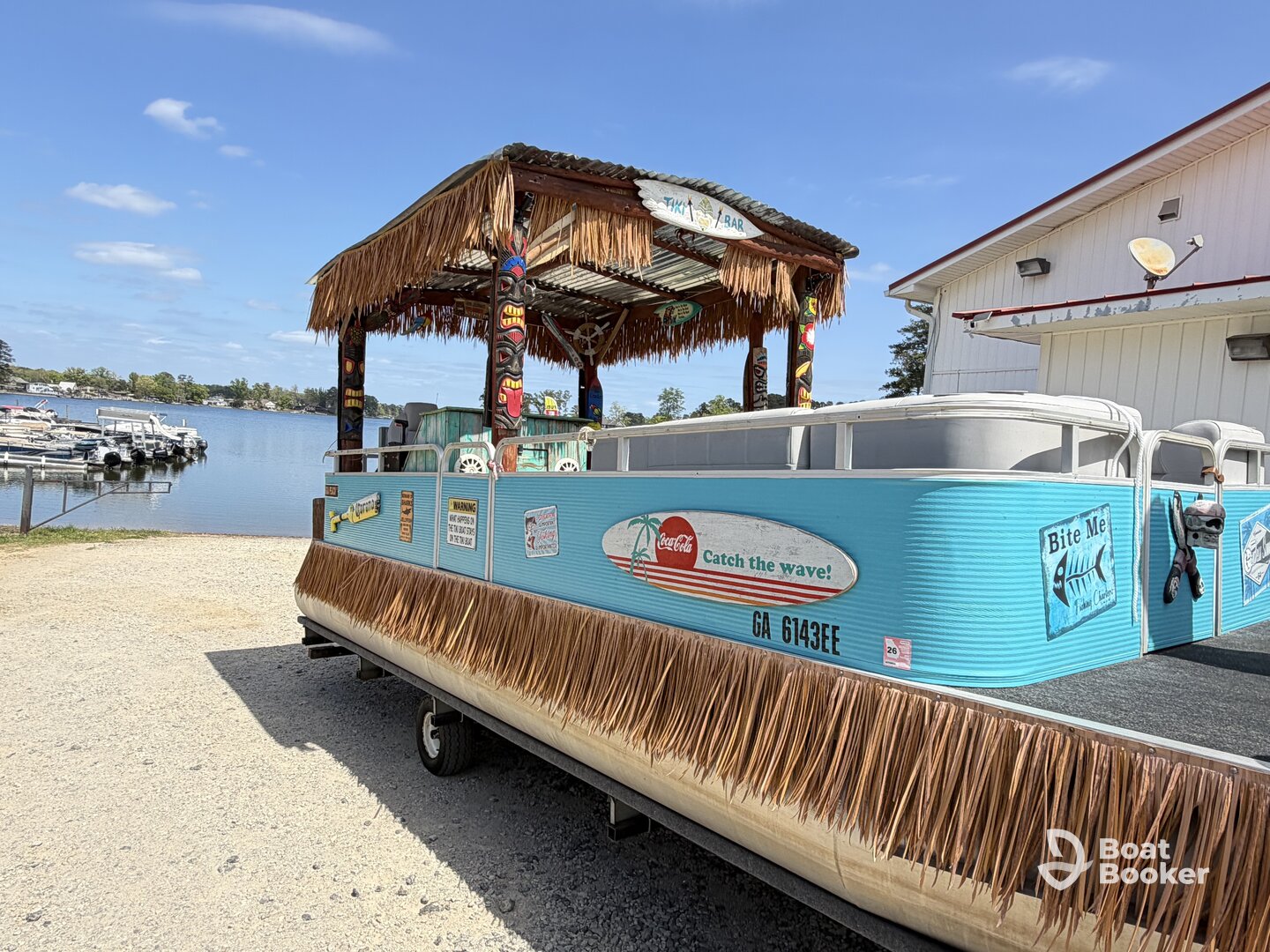 Carolina Catch Co. – Tiki 22'