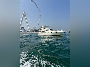 FUNAQUA Yachts & Boat Rentals – Gulf Craft 55