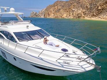62' Azimut Flybridge by Blue Ocean
