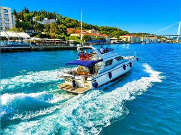 Sea & Land Travel Agency –  Rico's Yacht