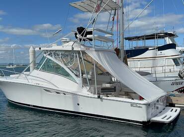 Luhrs 34 MC Yachts Company