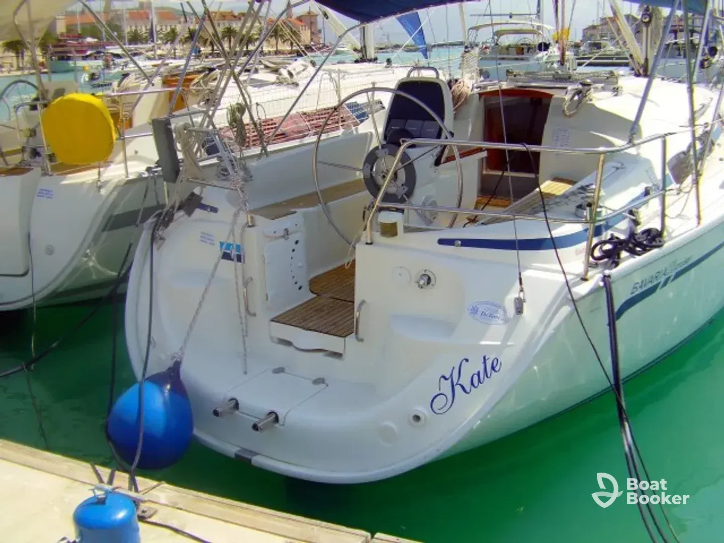DeToni Charter – Kate