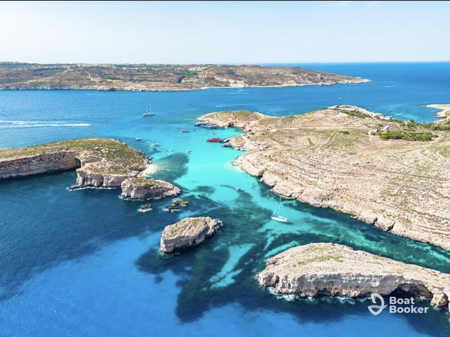 Amazing:Blue Lagoon,Crystal lagoon Boat Tours