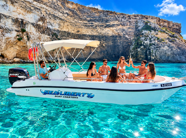 Amazing:Blue Lagoon,Crystal lagoon Boat Tours