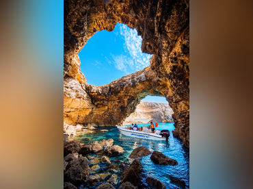 Amazing:Blue Lagoon,Crystal lagoon Boat Tours