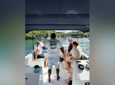 Salty Boat Charters – Chris Craft