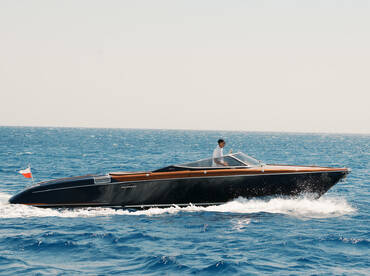 RIVA AQUARIVA 33 - LUXURY DAYCHARTERS