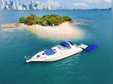 Cruise Miami Bay Area on Luxury private 50'Ft