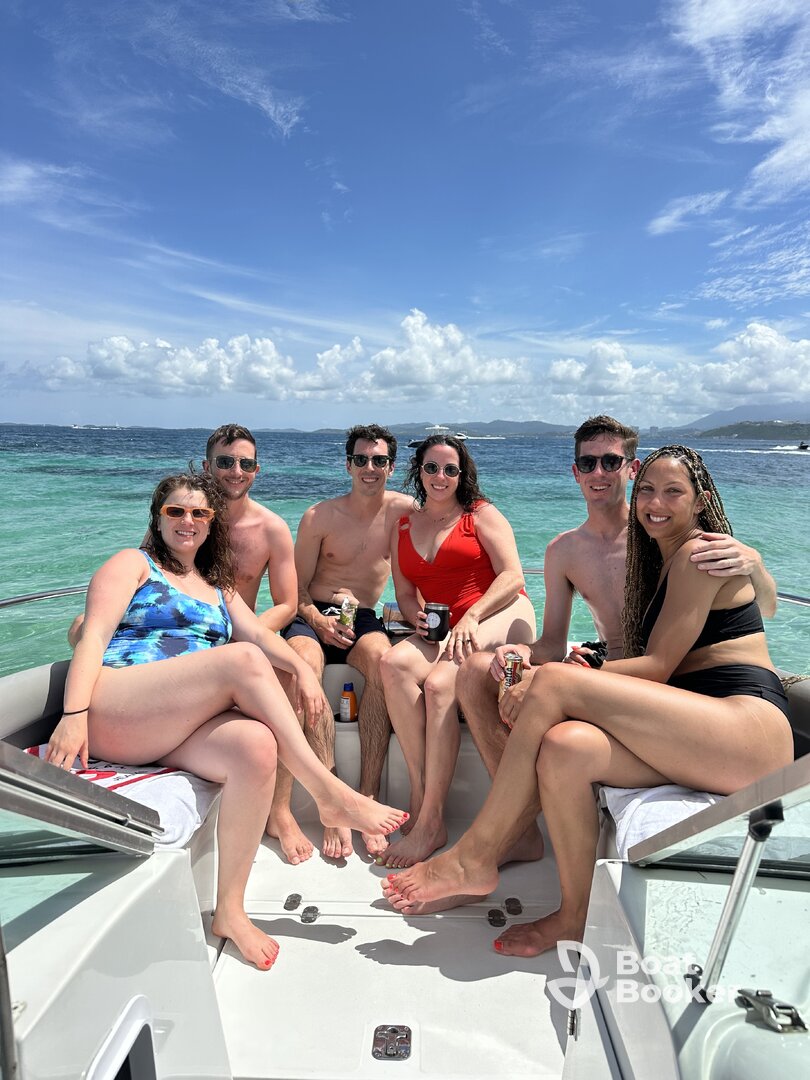 Island Time Charters – Power Catamaran