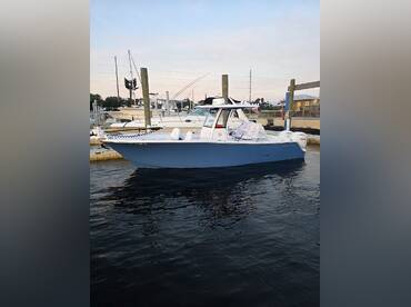 850H20 Charters
