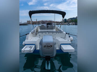 Sea Team – Atlantic Marine 750