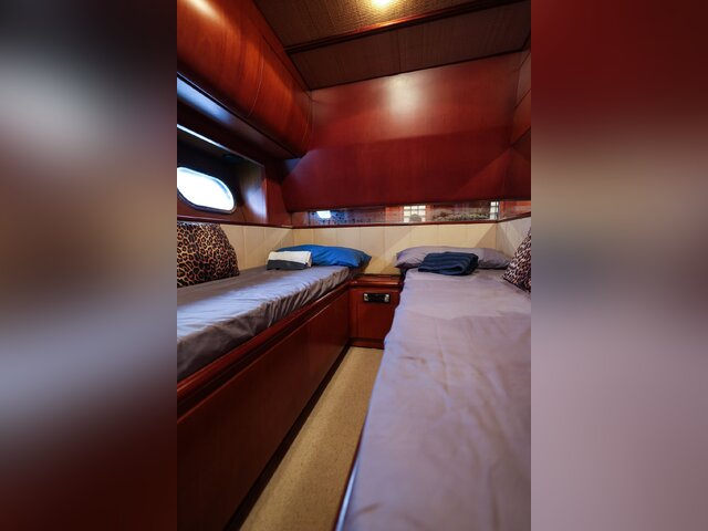 Listing image 1205696