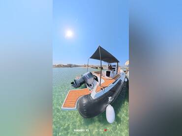 Wild Blue Premium Speed Boat