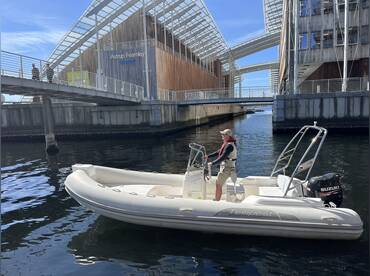 Salty Beard Escapes – RIB speedboat