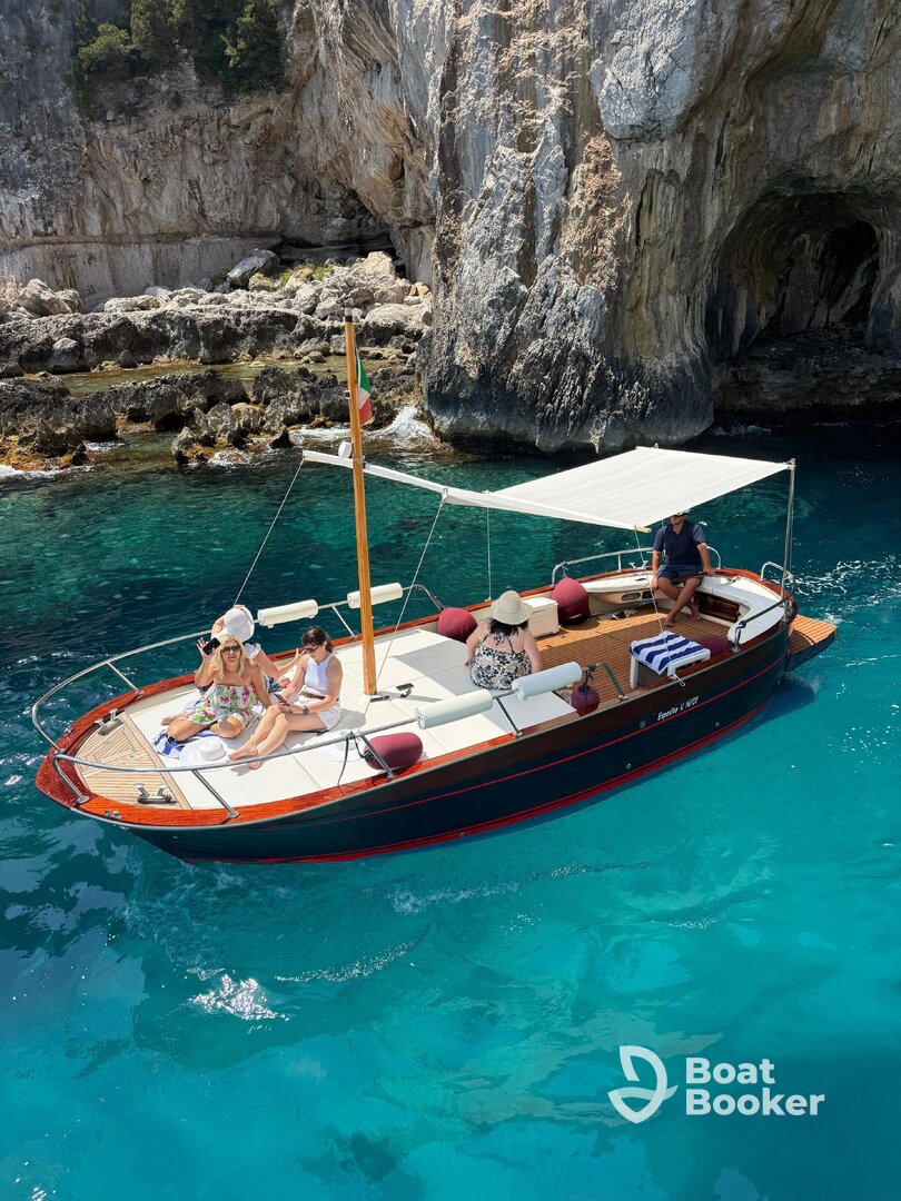 Capri Boats