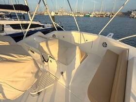 Flybridge with covered helm seats