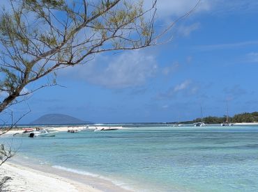 Super day trip to 3 Northern Islands 