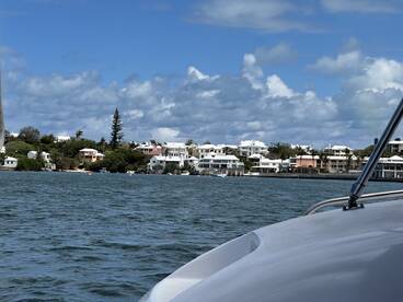 AWESOME \u00bd day tour around Bermuda!