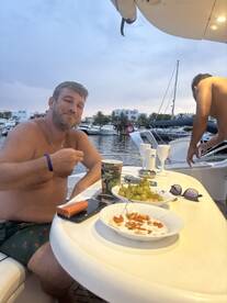Amazing Day Trip with Captain Hedi