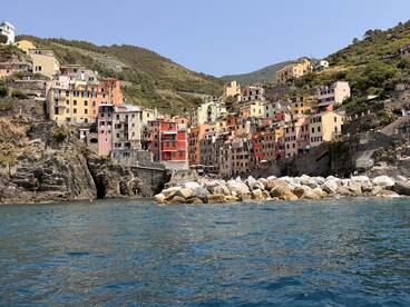 Perfect boat trip to discover Cinque Terre 