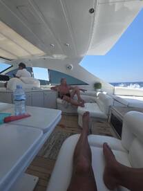 Amazing Boat, Captain and First Mate