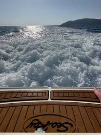 best way ro explore montenegro 