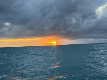 9/18 Sandbar and Sunset cruise 