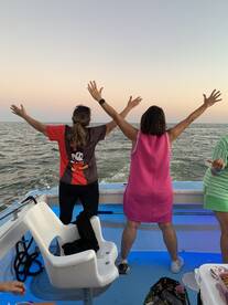 Awesome Sunset Cruise 5⭐️