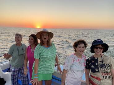 Awesome Sunset Cruise 5⭐️