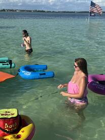 Boating with Dinorah