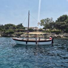 Ava Boats