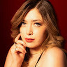 Elena R.
